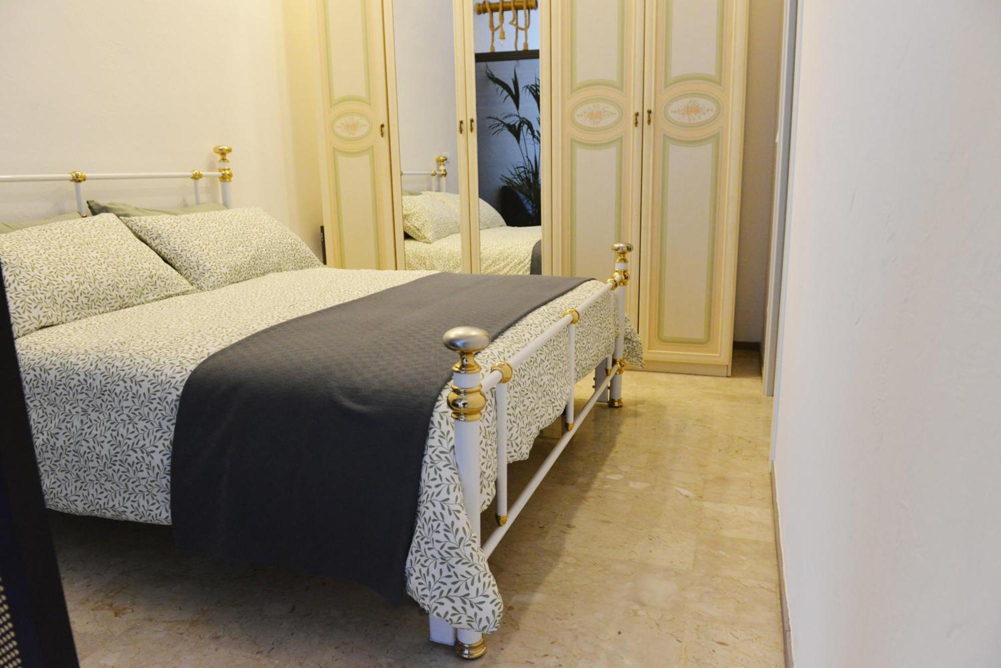 Lippolis Home Monopoli - Locazione Turistica Ngoại thất bức ảnh